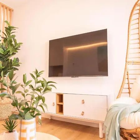 3000 Apartment *